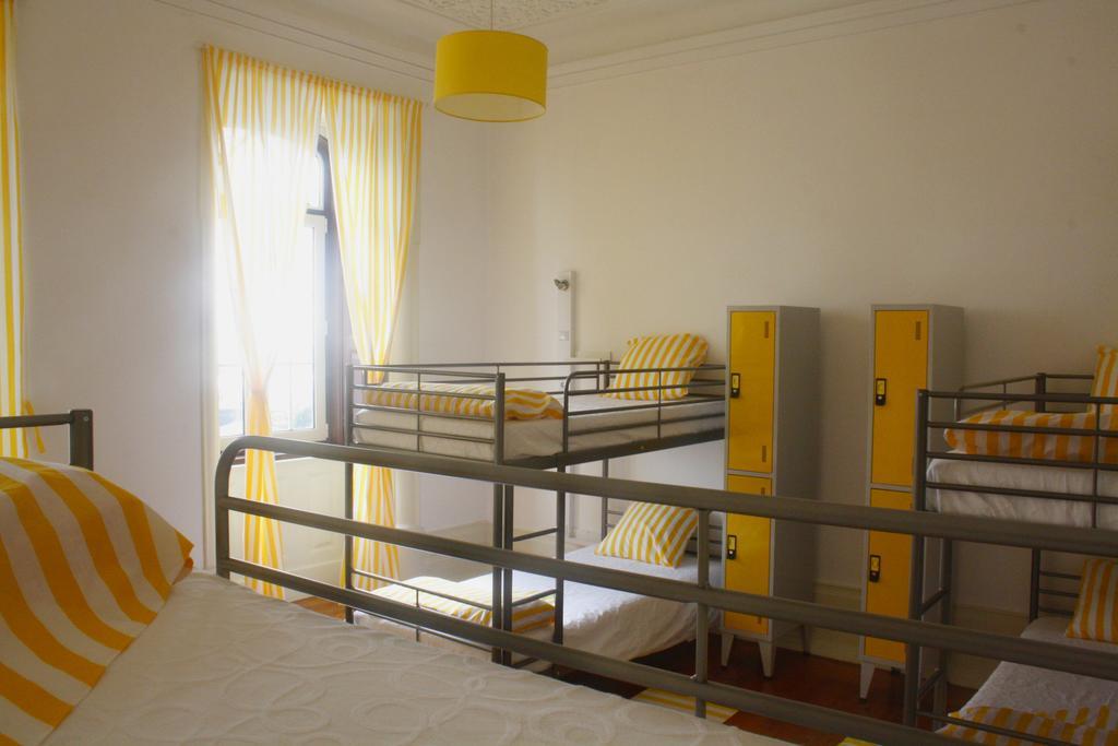 Hostel 402 Figueira da Foz Room photo