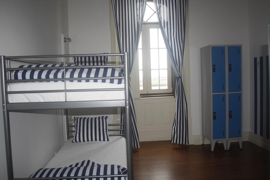 Hostel 402 Figueira da Foz Room photo